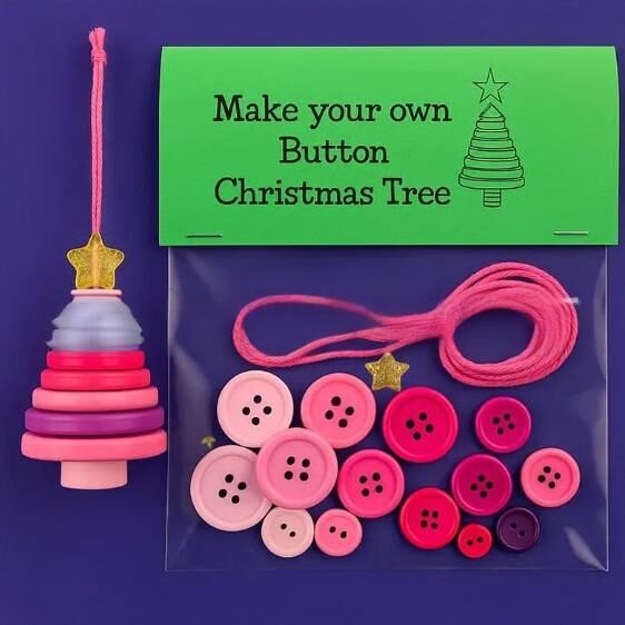 Christmas gift Christmas Button Ornament - Festive Santa Design Craft Kit (Red Christmas tree)