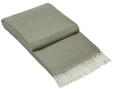 hampton-throw-merino-wool-blend-light-grey