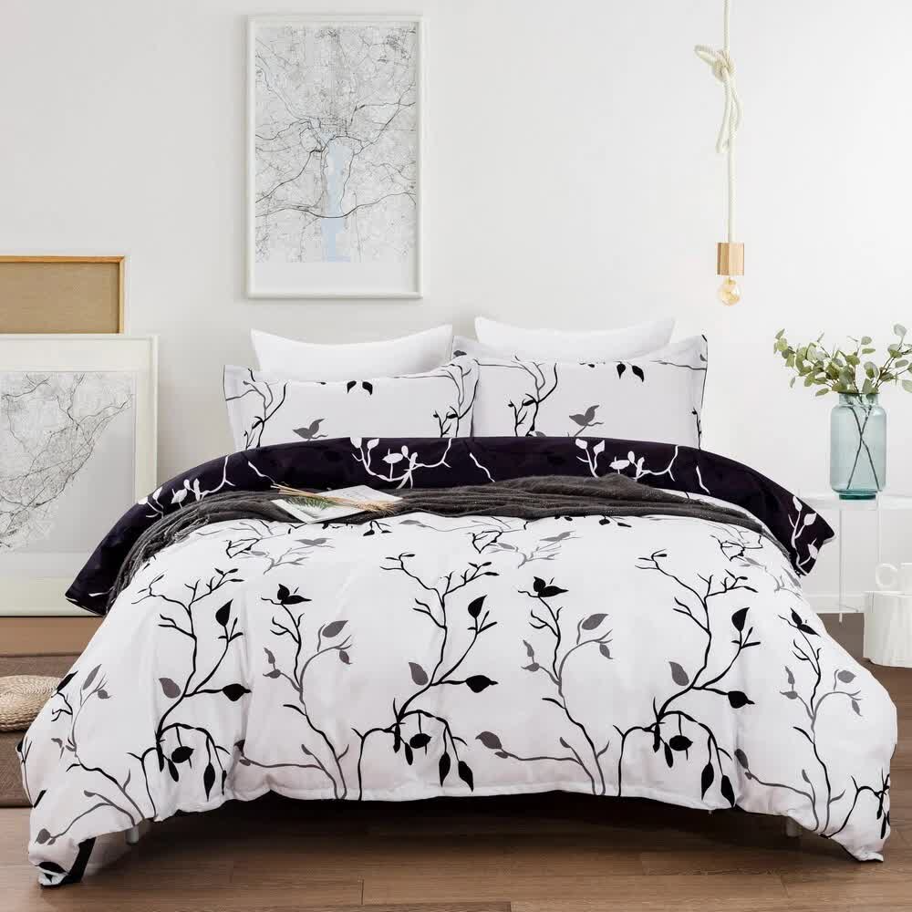 Dreamy Nights Marbled leaf Quilted Comforter Set – Soft 3‑Piece Look