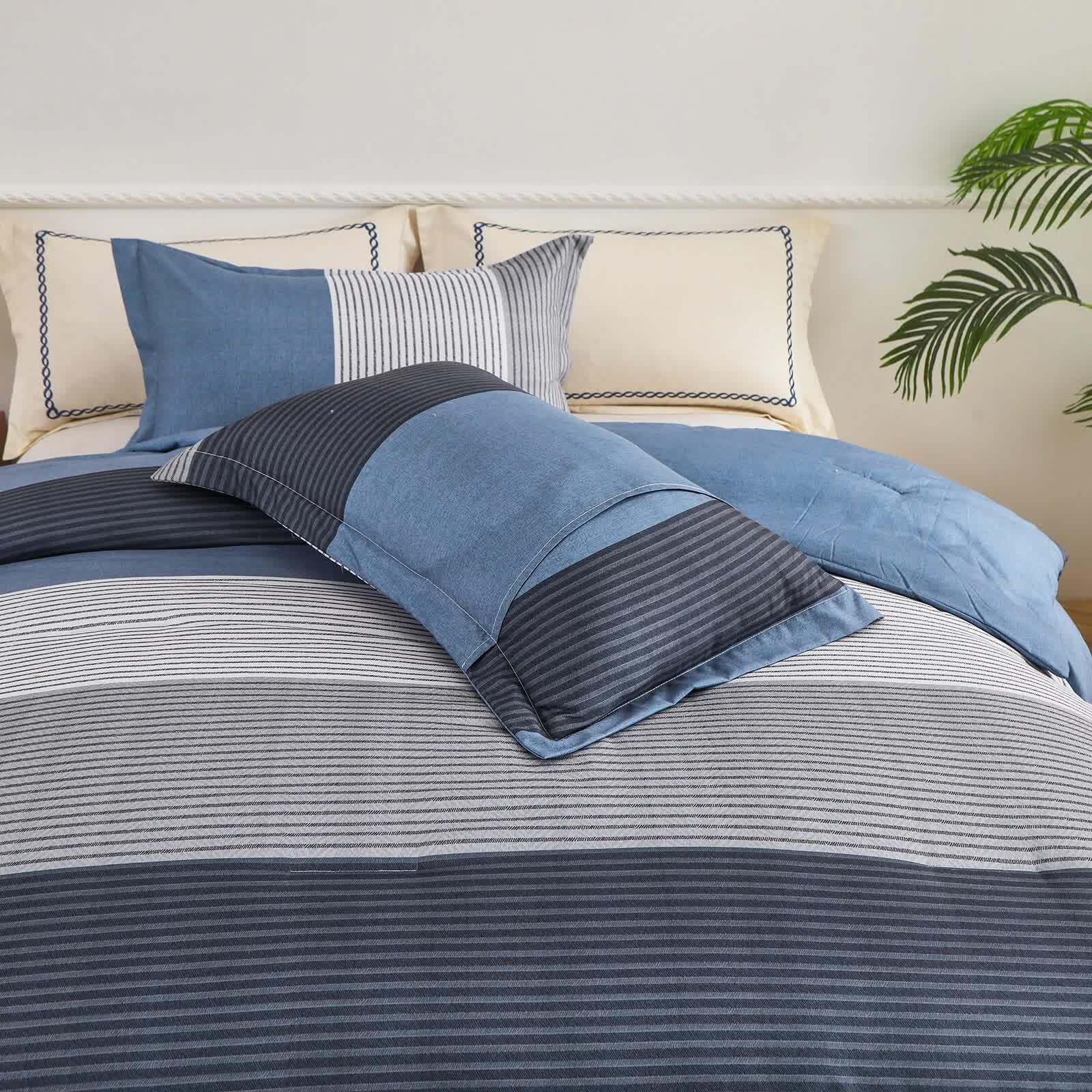 Coastal Drift striped Comforter Bundle – Breezy 3‑Piece Bedding