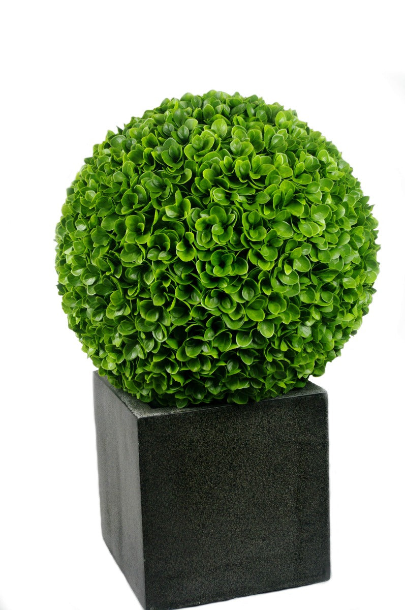 large-clover-hedge-topiary-ball-uv-resistant-48cm