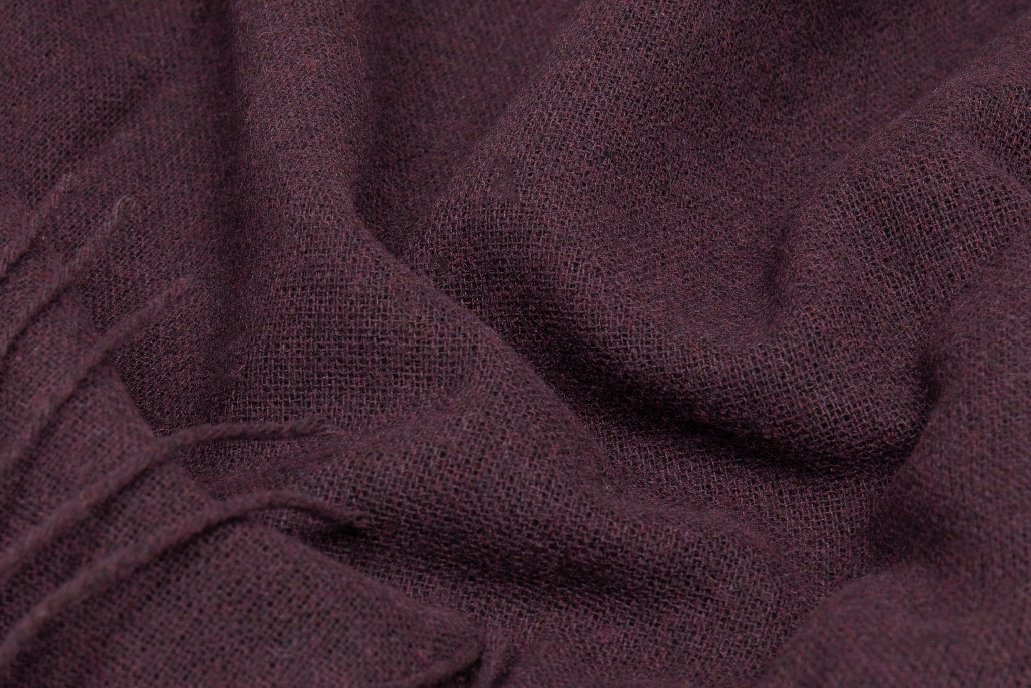 paddington-throw-fine-wool-blend-plum
